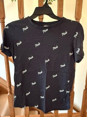 PINK Victoria’s Secret Black Logo Print Tee Short Sleeve Shirt Size [M]
